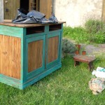 Sideboard in the garden for painting